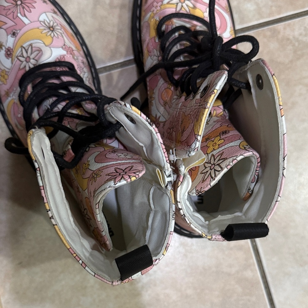 UNIONBAY Ginny Pink Floral Lace-Up Combat Boots y2k 90s psychedelic floral 70s 9 - Picture 6 of 13
